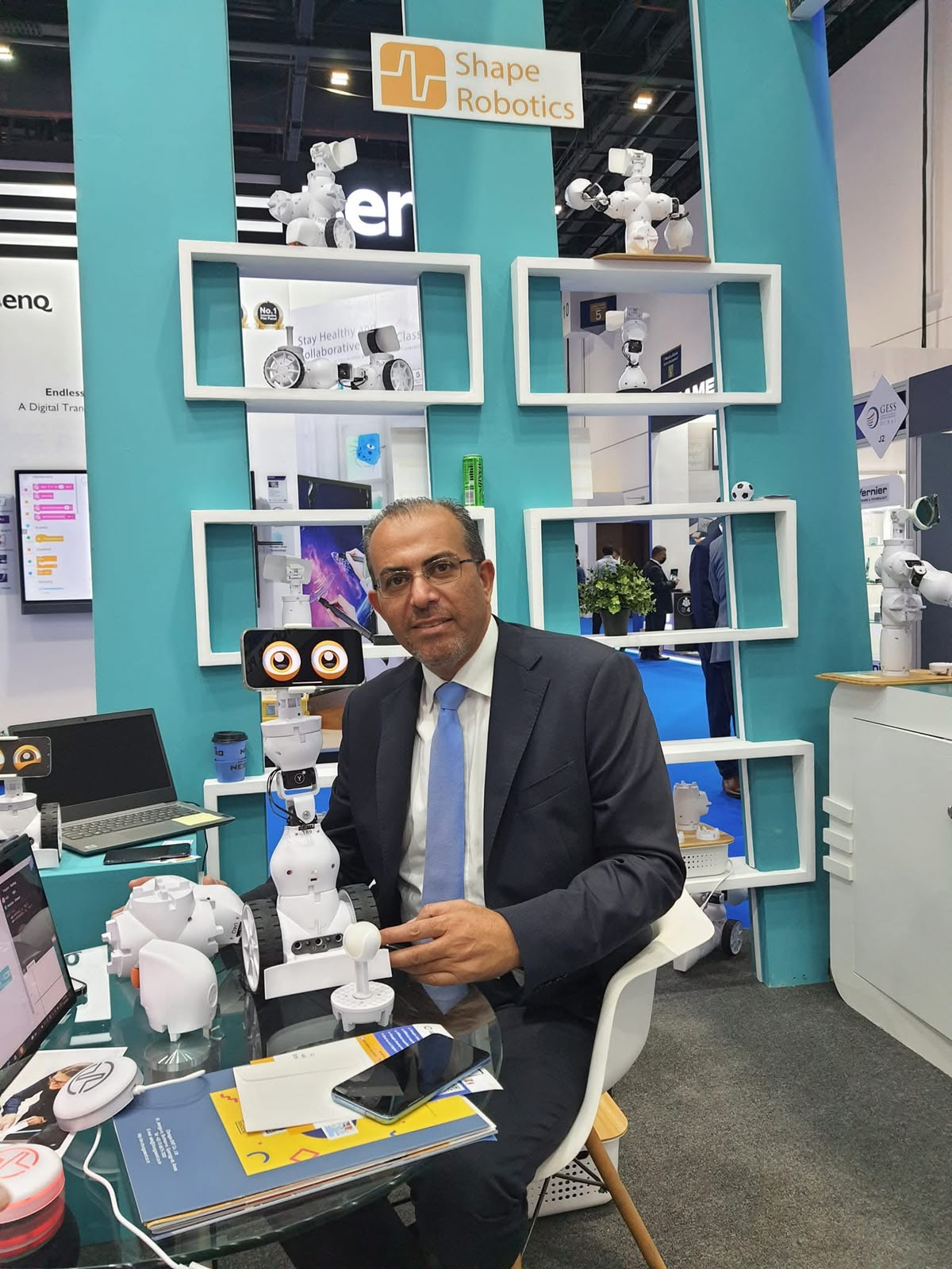 جناح Shape Robotics — معرض GESS دبي